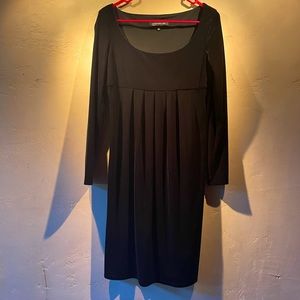 Jones New York long sleeve black dress size 4